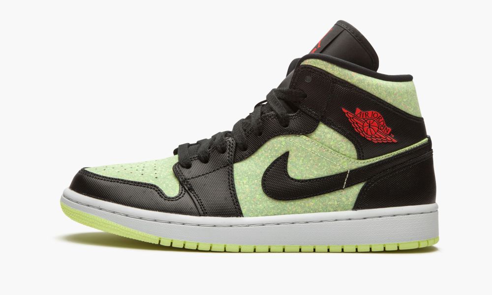 Sapatos Nike Air Jordan 1 Medio SE "Barely Volt / Chile Red" Feminino Pretas Vermelhas Verdes | Portugal-7280961